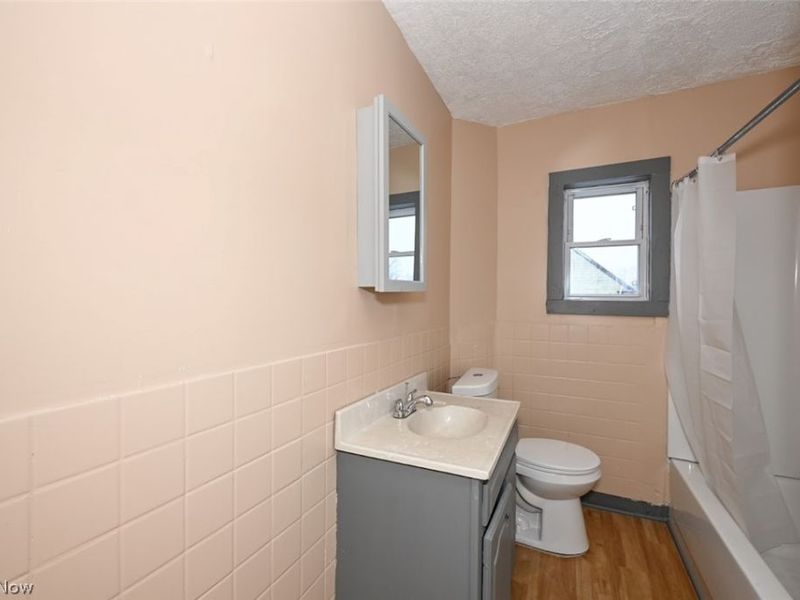 1060 Yale Street, Akron, OH 44301 Photo 33