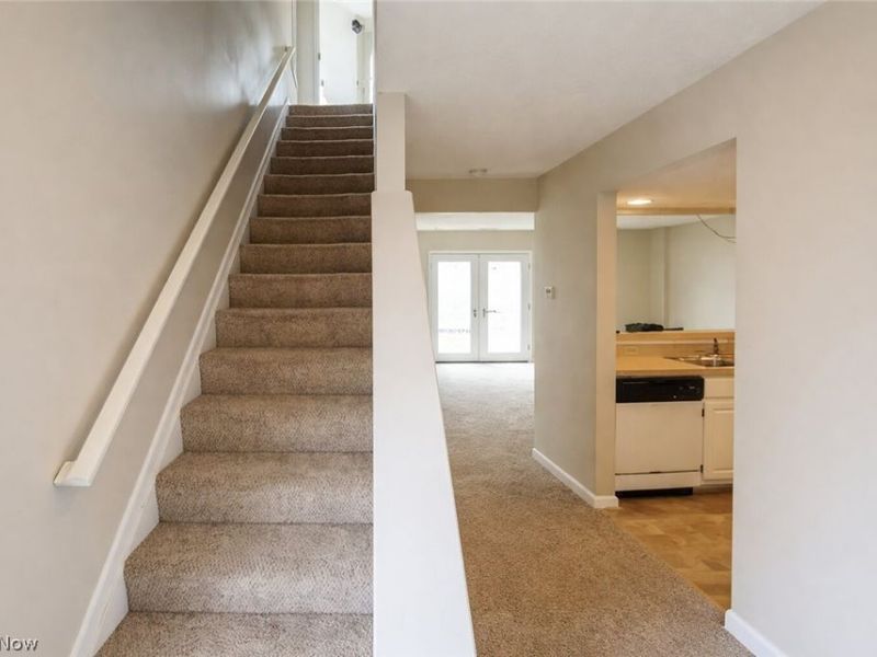 633 Lakeview Drive S, Grove City, OH 43123 Photo 12