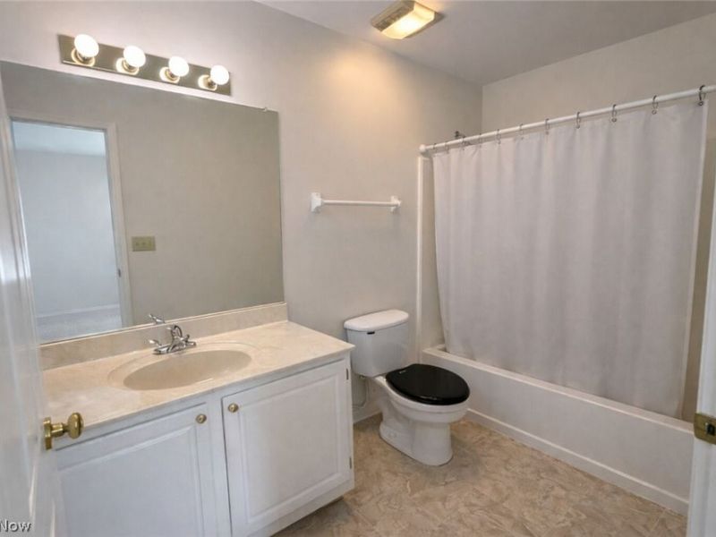 633 Lakeview Drive S, Grove City, OH 43123 Photo 19