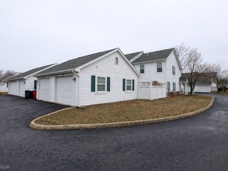 633 Lakeview Drive S, Grove City, OH 43123 Photo 26