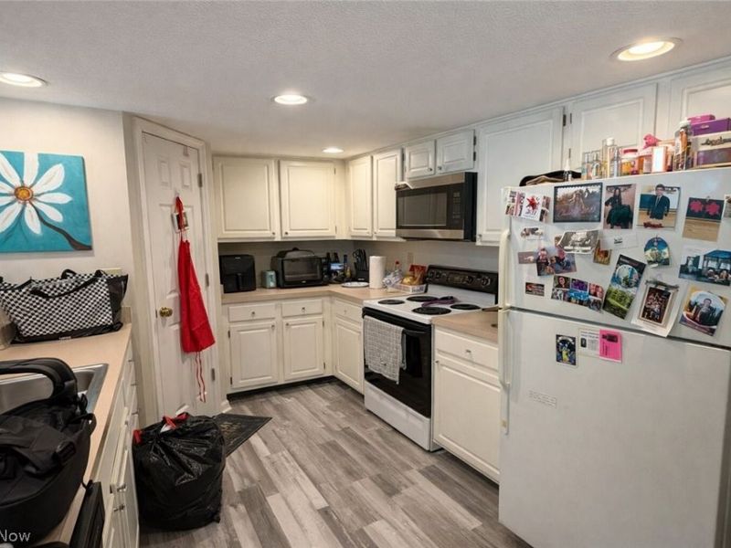 633 Lakeview Drive S, Grove City, OH 43123 Photo 7