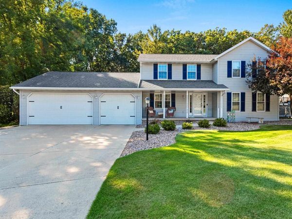 236 ELK COURT, Green Bay, WI 54302