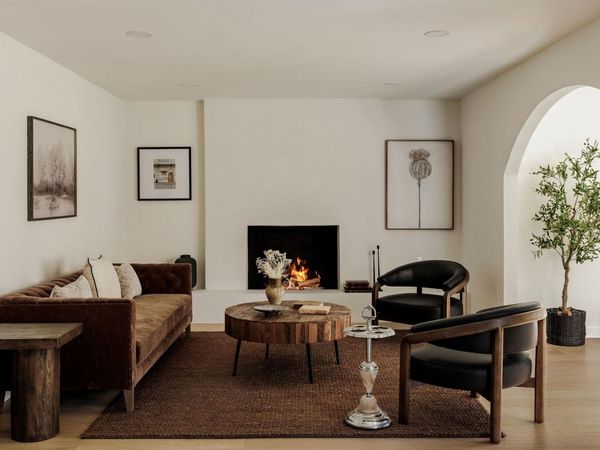 2210 Comburg Castle WAY, Austin, TX 78748