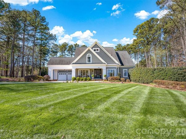 141 Stonewall Beach Lane, Mooresville, NC 28117