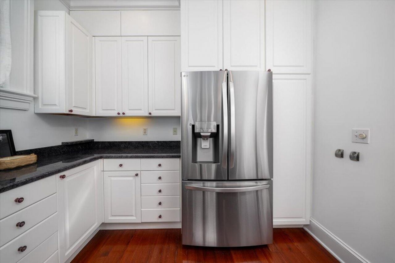 180 Broad Street Photo 11