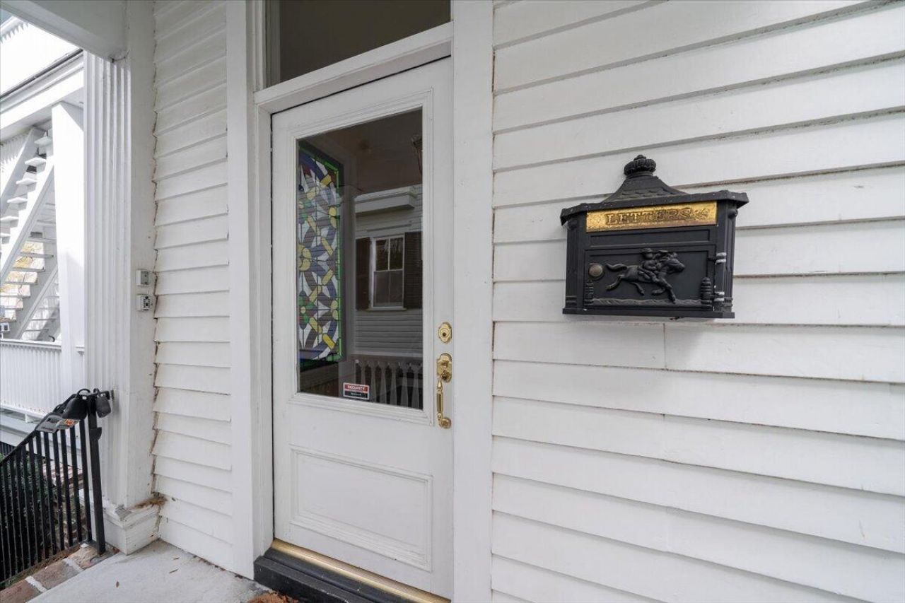 180 Broad Street Photo 36