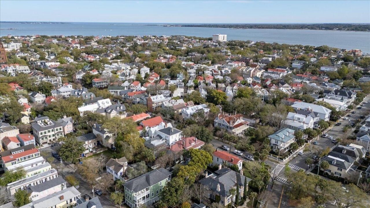 180 Broad Street Photo 66