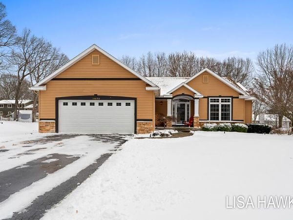 14890 Canary Drive, Grand Haven, MI 49417