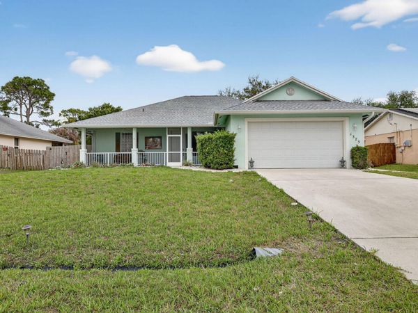 1373 SW Granville Avenue, Port St. Lucie, FL 34953
