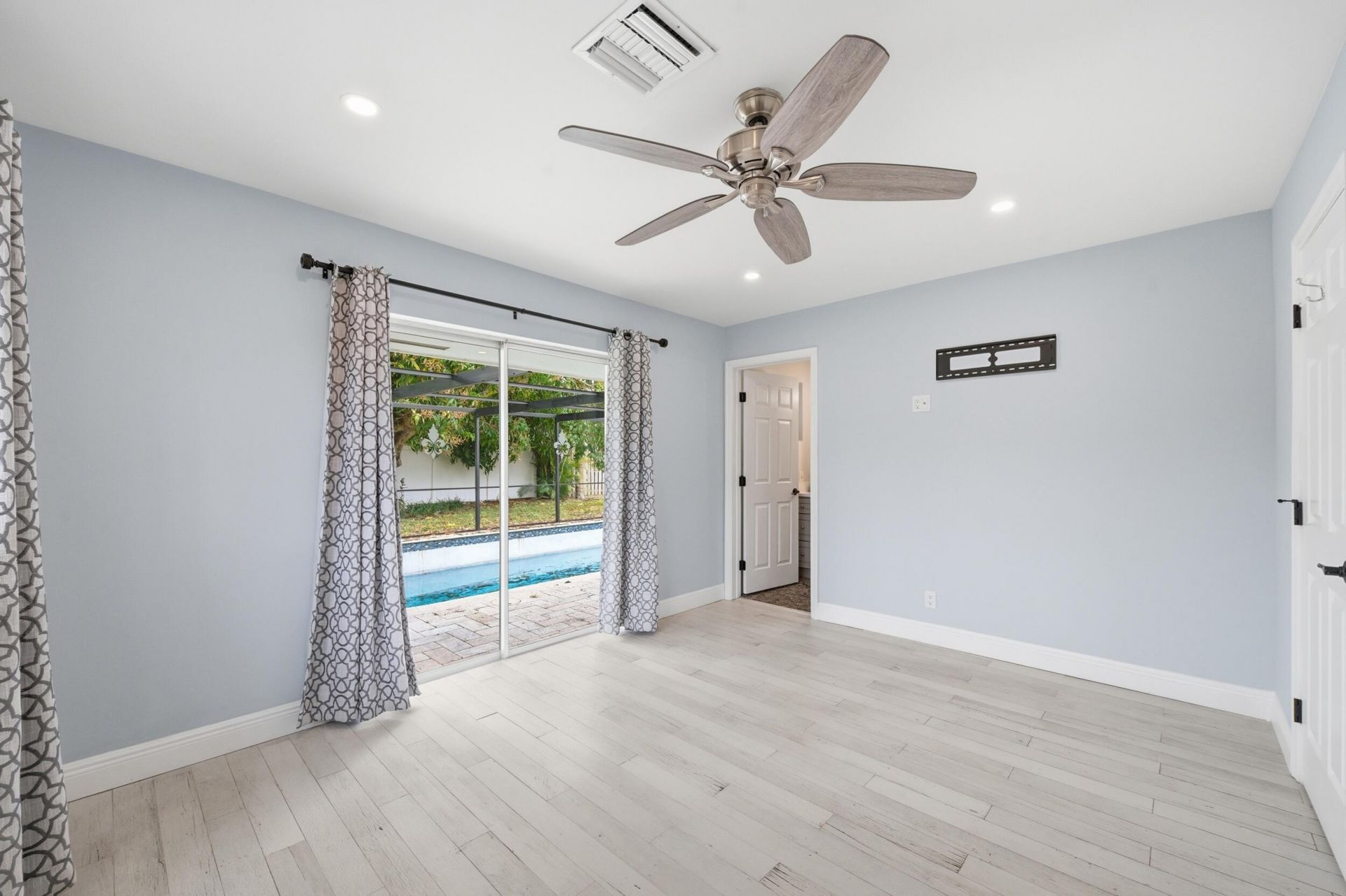 2120 NE 62nd Court, Fort Lauderdale, FL 33308 Photo