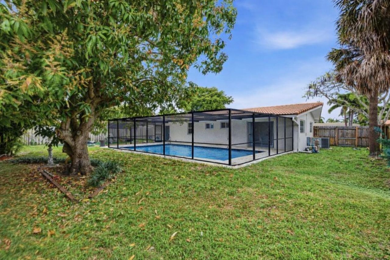 2120 NE 62nd Court, Fort Lauderdale, FL 33308 Photo
