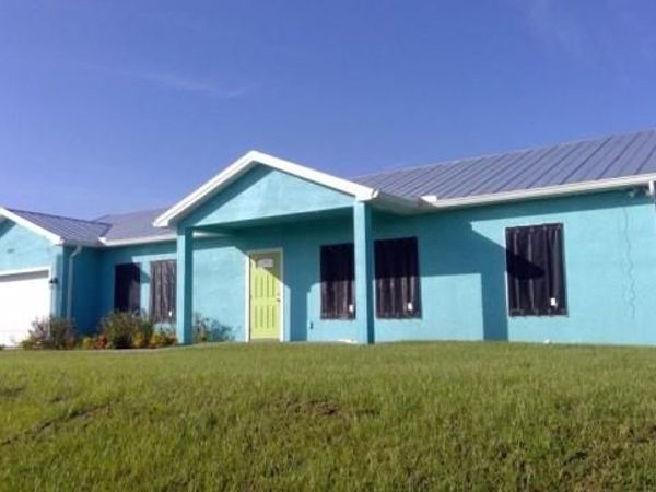 3927 22nd ST W, LEHIGH ACRES, FL 33971