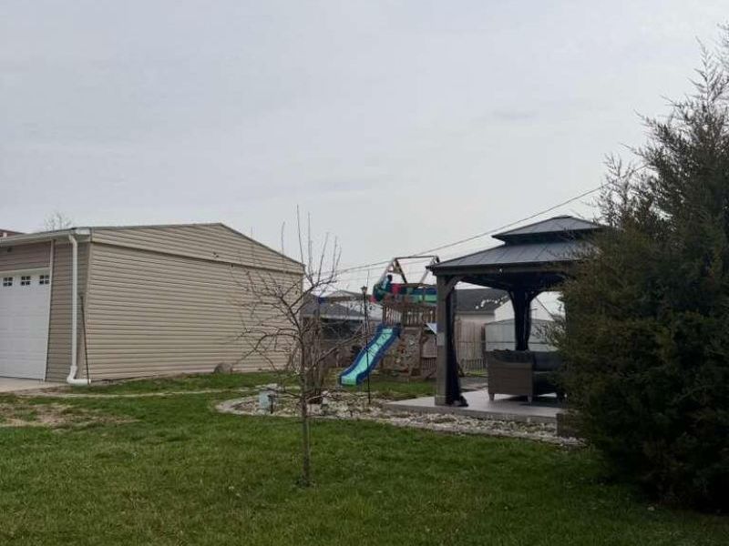 693 Maurine Drive, Columbus, OH 43228 Photo 28