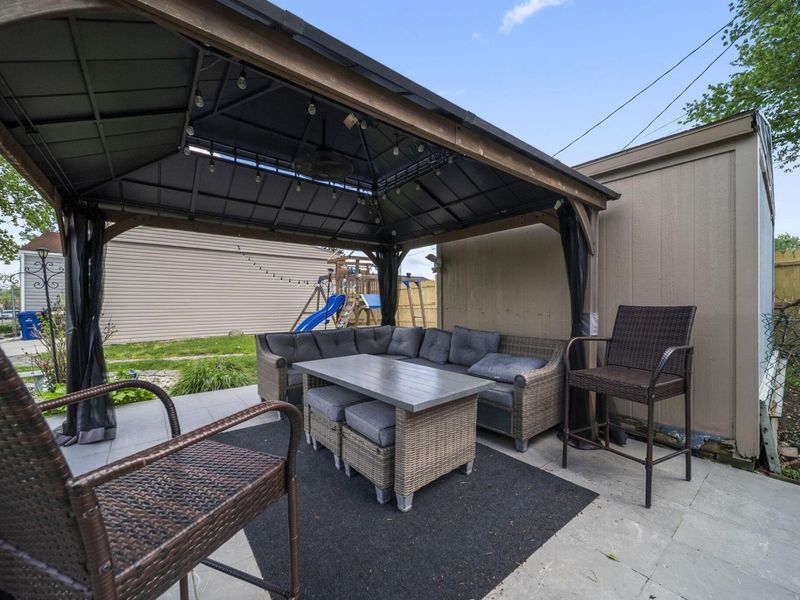 693 Maurine Drive, Columbus, OH 43228 Photo 45