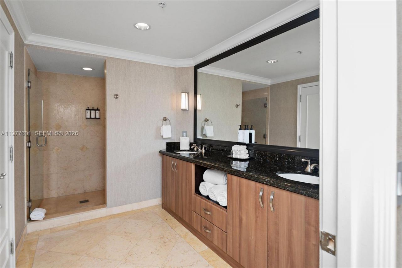 601 N Fort Lauderdale Beach Blvd, Unit 712, Fort Lauderdale, FL 33304 Photo