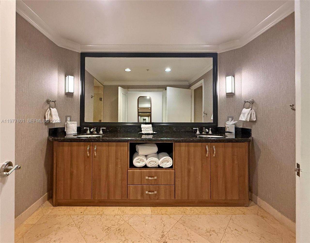 601 N Fort Lauderdale Beach Blvd, Unit 712, Fort Lauderdale, FL 33304 Photo