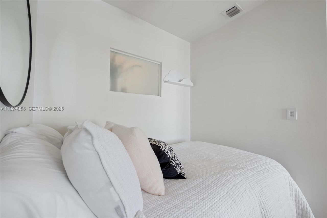 750 Espanola Way , Unit 4, Miami Beach, FL 33139 Photo