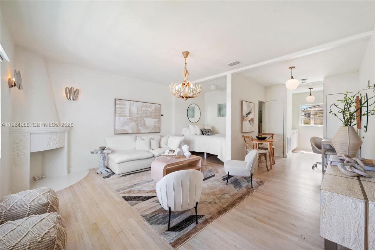 750 Espanola Way , Unit 4, Miami Beach, FL 33139 Photo