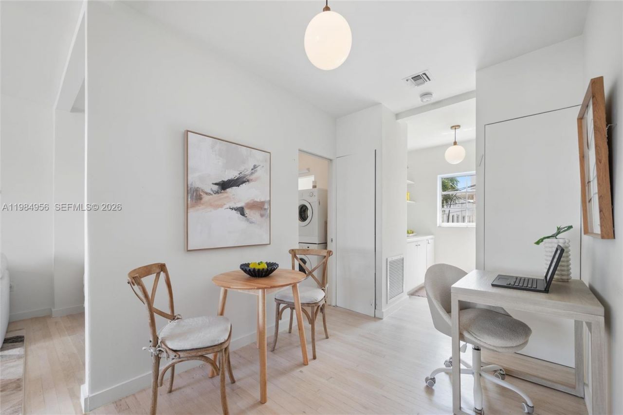 750 Espanola Way , Unit 4, Miami Beach, FL 33139 Photo