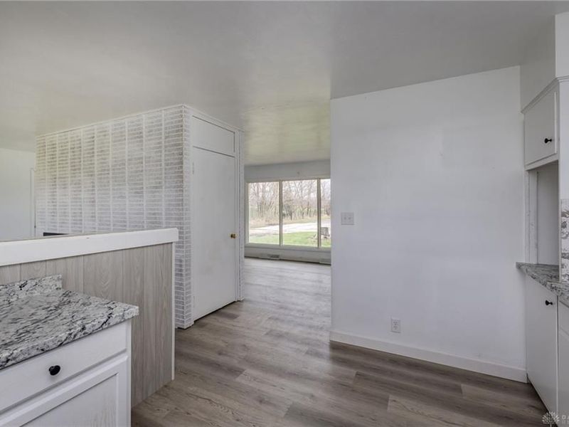 118 Redwood Drive, Greenville, OH 45331 Photo 8