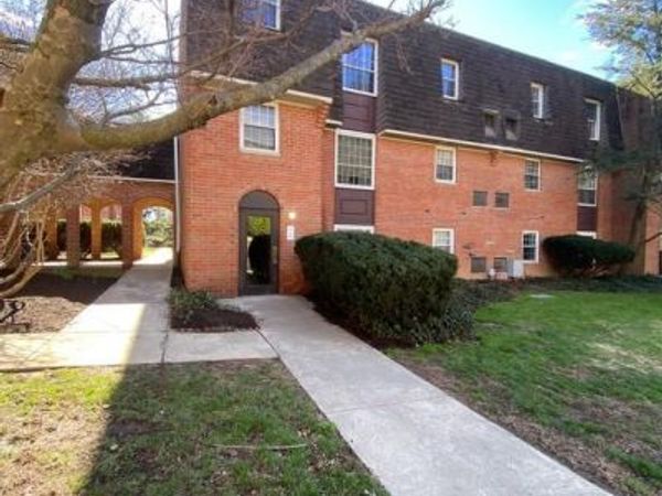 4000 GYPSY LANE , Unit 520, PHILADELPHIA, PA 19129