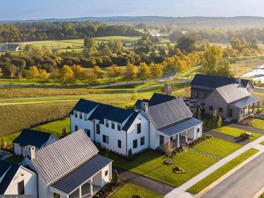 604 MARTINGALE RIDGE DRIVE , MIDDLEBURG, VA 20117