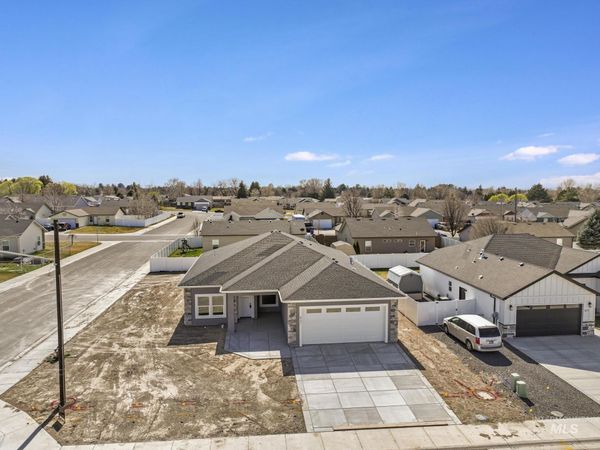 821 23rd Ave E, Jerome, ID 83338