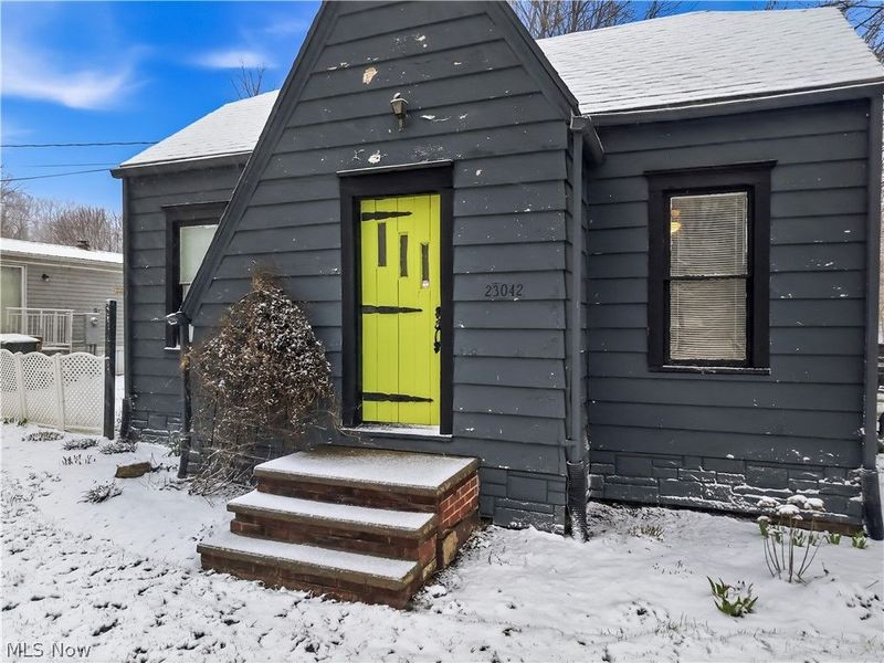 23042 South Street, Homeworth, OH 44287 Photo 2