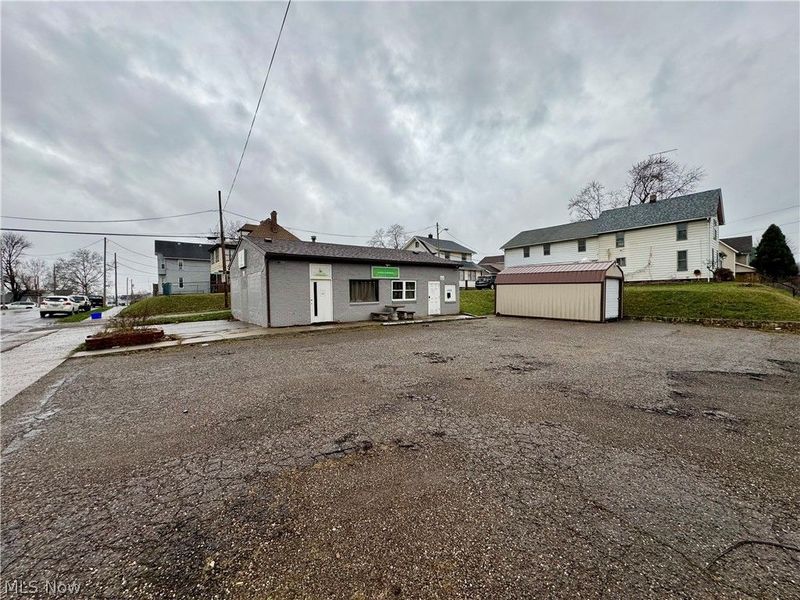 1300 7th Street NW, Canton, OH 44703 Photo 2