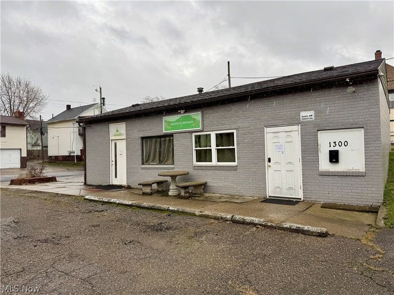 1300 7th Street NW, Canton, OH 44703 Photo 3