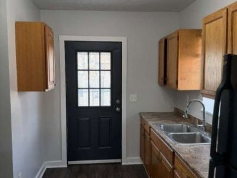 3028 W 104th Street, Cleveland, OH 44111 Photo 3