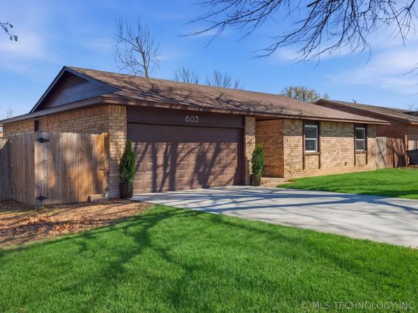 603 E 135th Place , Glenpool, OK 74033