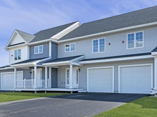 41 Crestview Way, Raymond, NH 03077