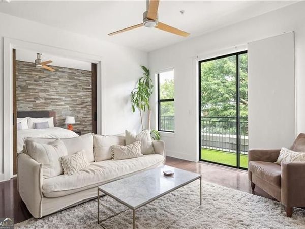 200 N Highland Avenue NE, Unit 207, Atlanta, GA 30307