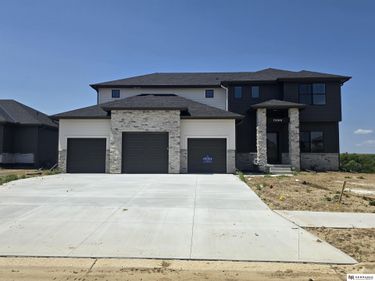 11008 N 172 Street, Bennington, NE 68007