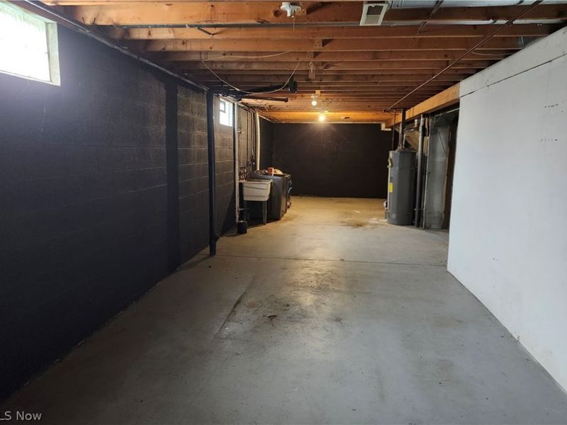 3002 Harmont Avenue NE, Canton, OH 44705 Photo 22