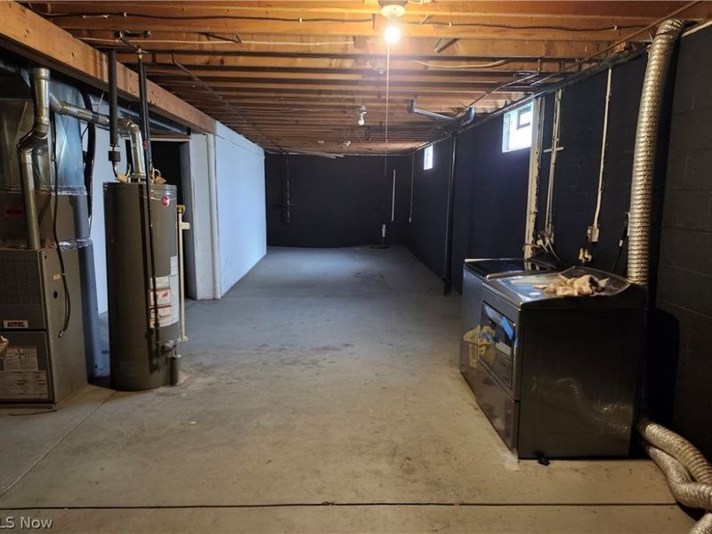 3002 Harmont Avenue NE, Canton, OH 44705 Photo 23