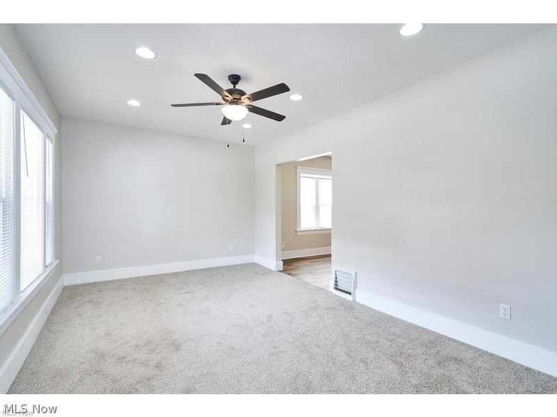 688 Dayton Street, Akron, OH 44310 Photo 26