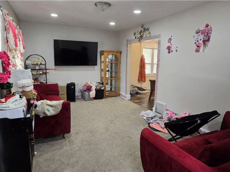 688 Dayton Street, Akron, OH 44310 Photo 39