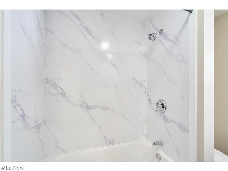 688 Dayton Street, Akron, OH 44310 Photo 9