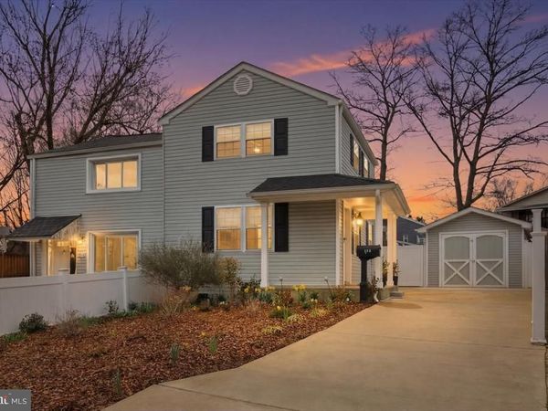 858 S HARRISON STREET, ARLINGTON, VA 22204