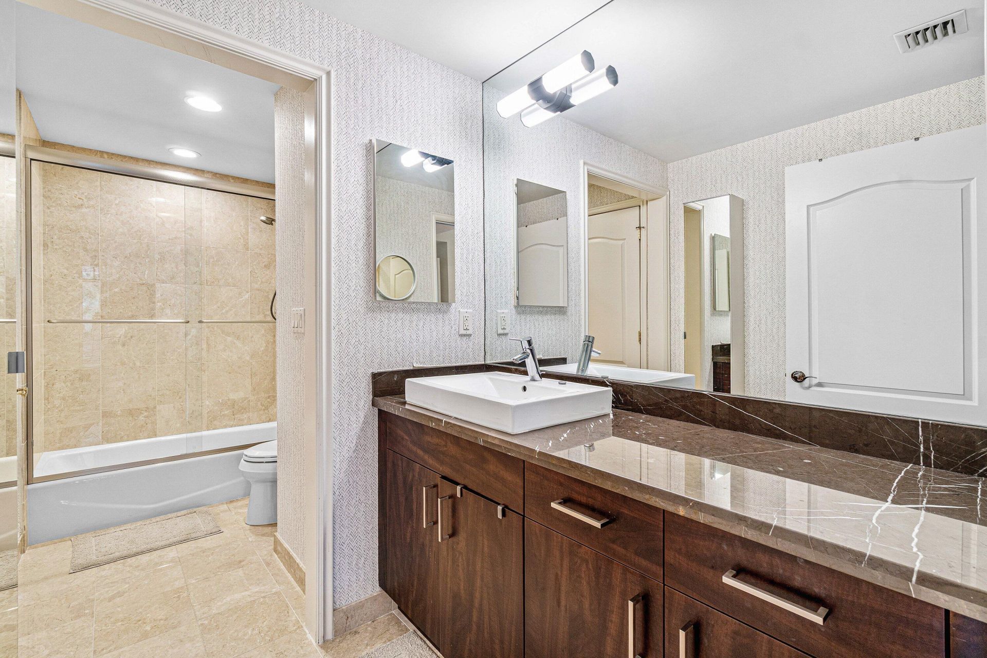 200 E Palmetto Park Road, Unit 22, Boca Raton, FL 33432 Photo