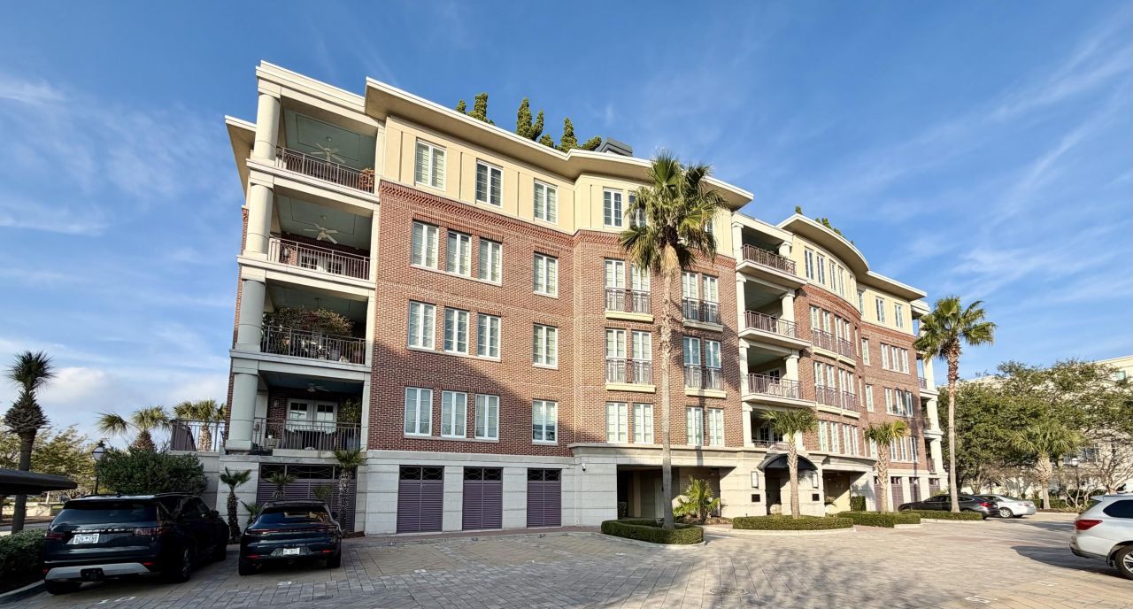 2 Laurens Street Photo 15