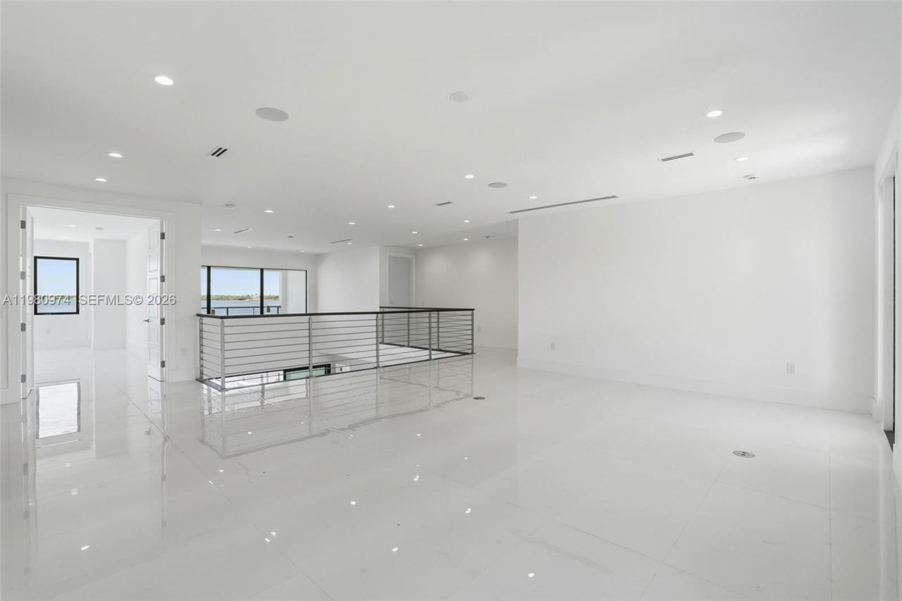 5735 Riverside Dr , Cape Coral, FL 33904 Photo