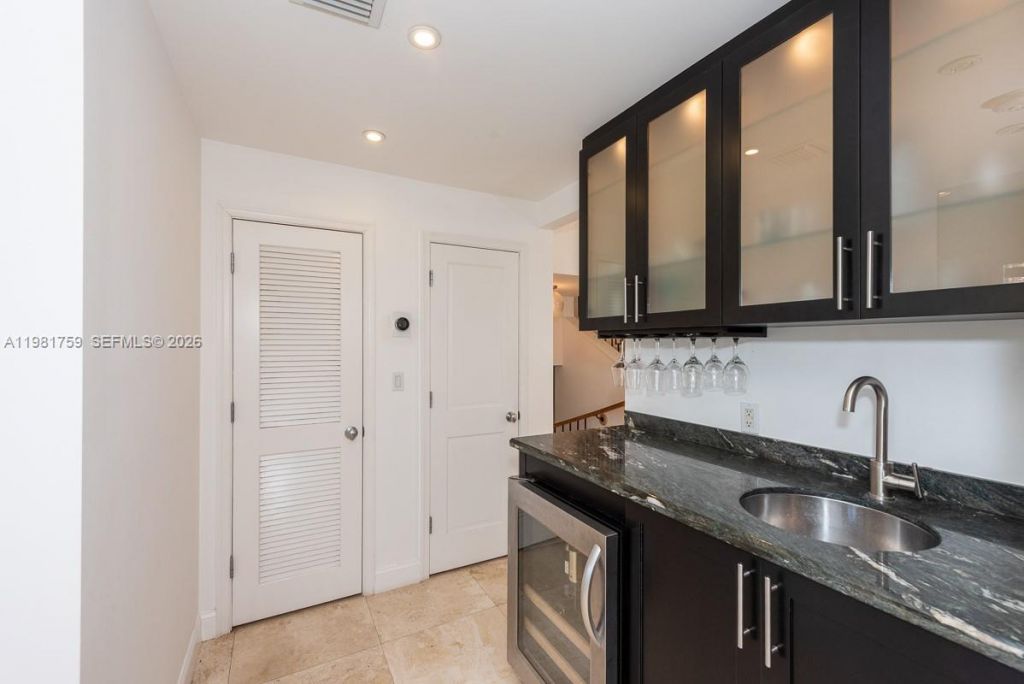 717 Benevento Ave, Coral Gables, FL 33146 Photo