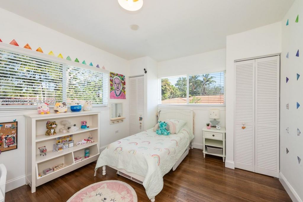 717 Benevento Ave, Coral Gables, FL 33146 Photo