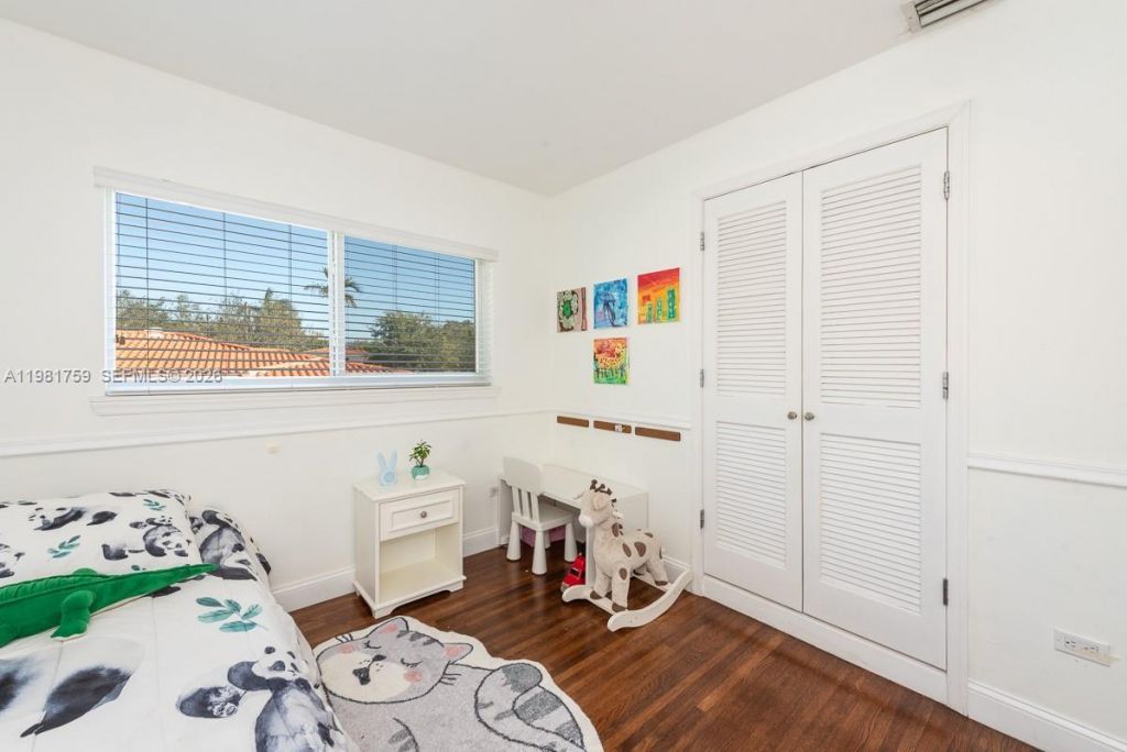 717 Benevento Ave, Coral Gables, FL 33146 Photo