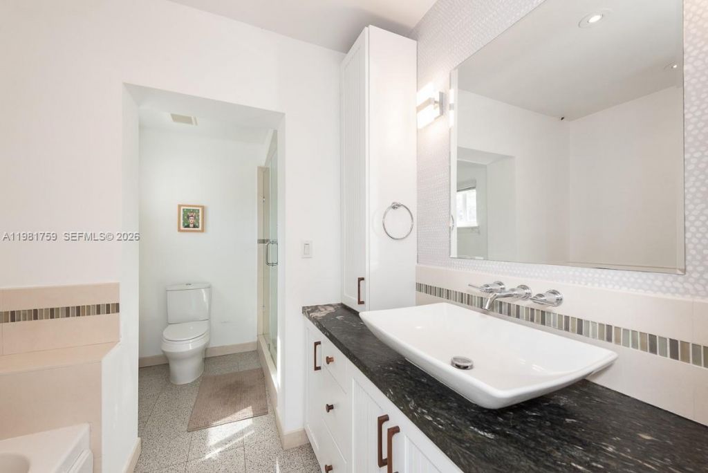 717 Benevento Ave, Coral Gables, FL 33146 Photo