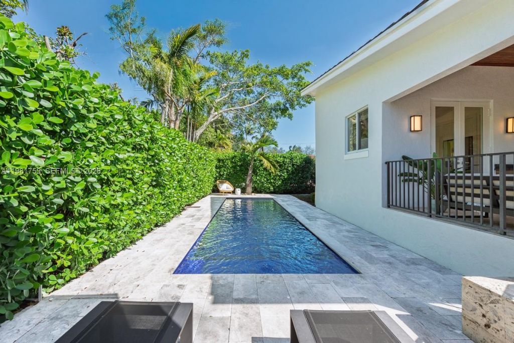 717 Benevento Ave, Coral Gables, FL 33146 Photo