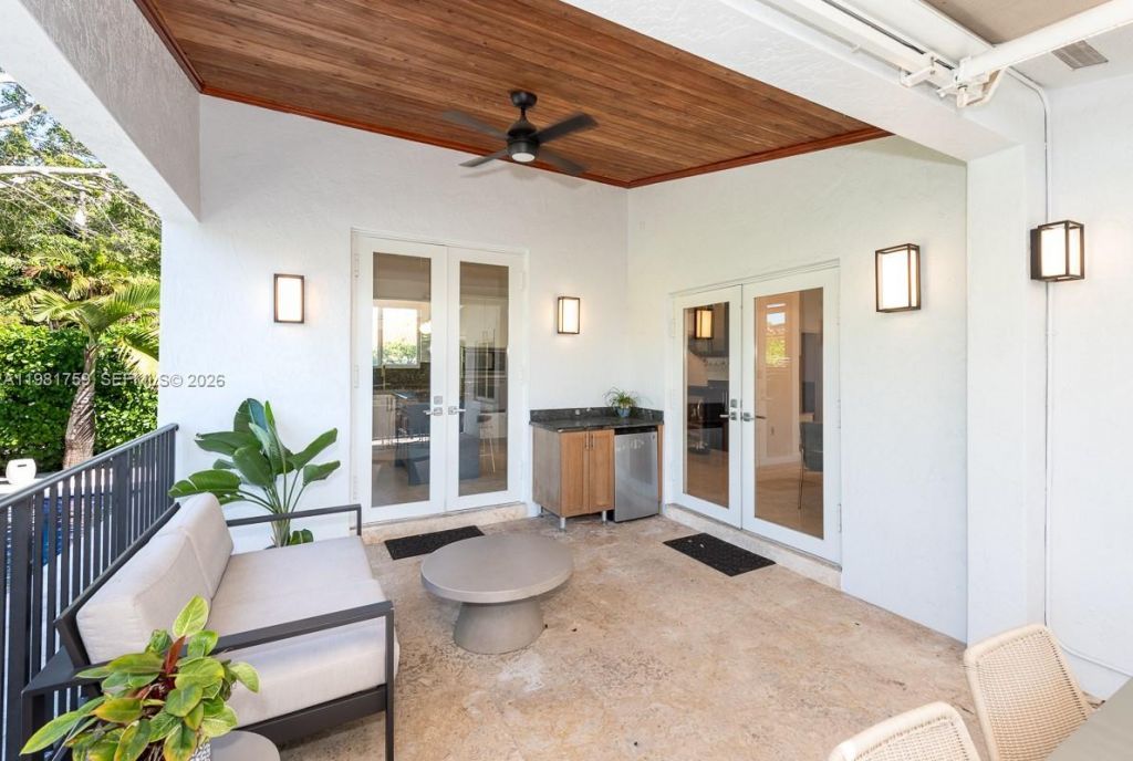 717 Benevento Ave, Coral Gables, FL 33146 Photo